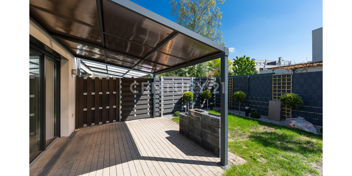 Überdachte Terrasse
